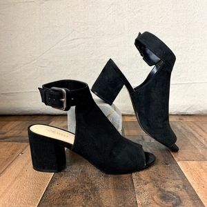 NINE WEST Black Suede Jomei Sandal EUC